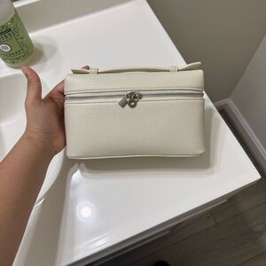 Women's Cream Leather Crossbody Pouch